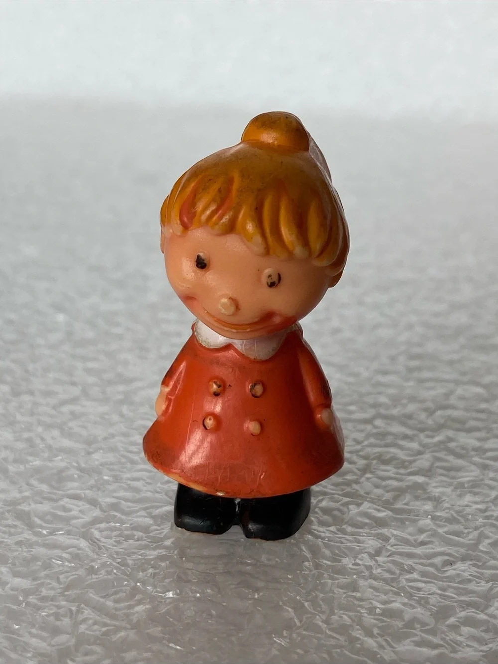 Set of 2 Vintage Samsonite Plastic Toy Figures Little People Made in Hong Kong